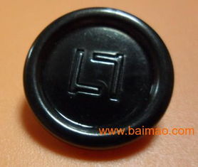 石狮服装辅料供应新篇章 尚品汇纽扣与撞钉，美观大方引领潮流